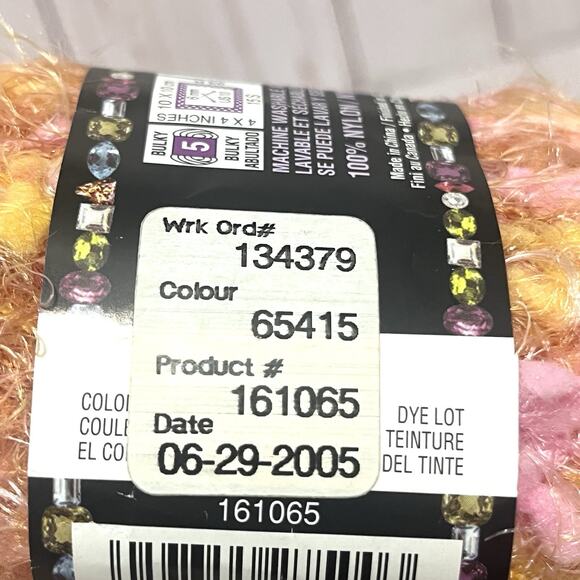 Bernat Bling Bling Yarn Twinkle Toes 90Yds ea 100% Nylon Bulky 5 Lot of 2 Skeins - Picture 3 of 5